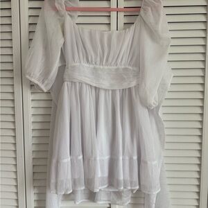 Lucy in the Sky White Square-Neck Puff Sleeve Tunic